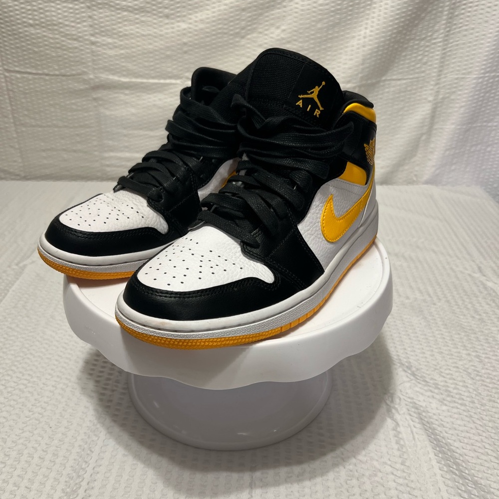 Women’s Nike Air Jordan Size 8.5